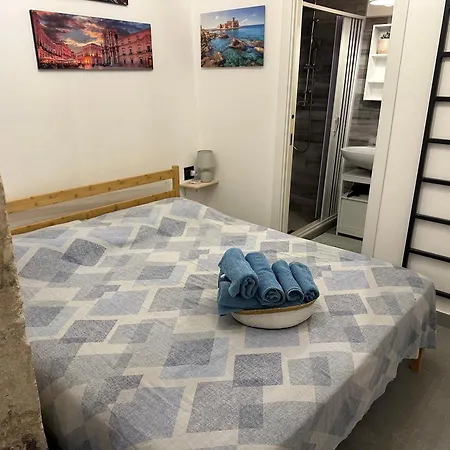 Nesea * סירקוזה